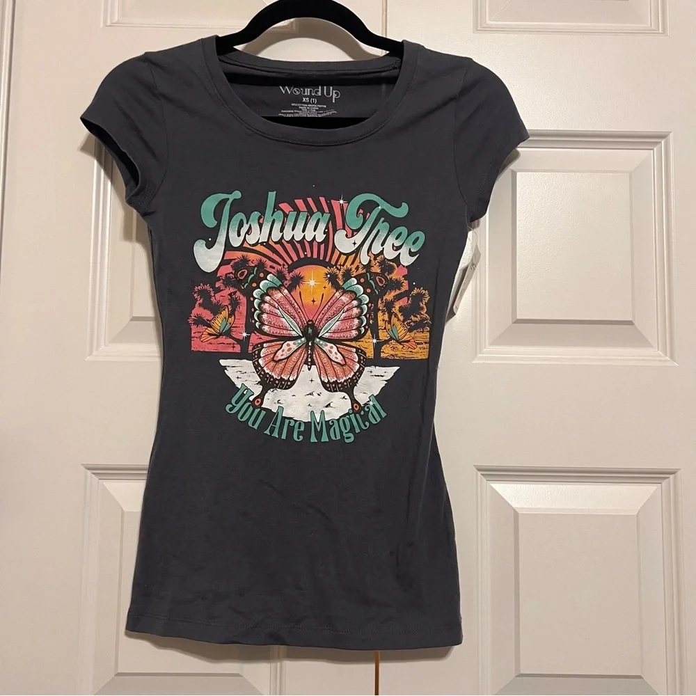 Graphic T-Shirt Set - Black and Gray